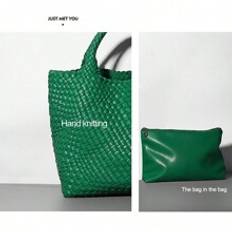 HandWoven Light Luxury Tote Bag Emerald Green Letter Piece Commuter Womens Bag - Dark Green