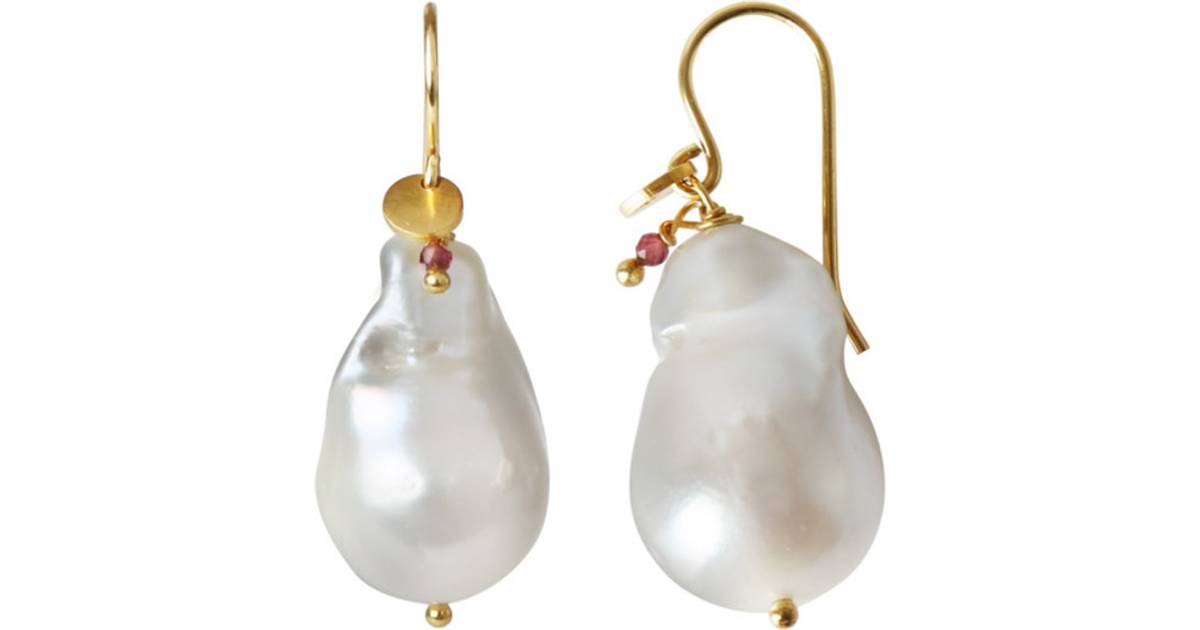 Stine A Baroque Earring - Gold/Pearl/Garnet • Priser »