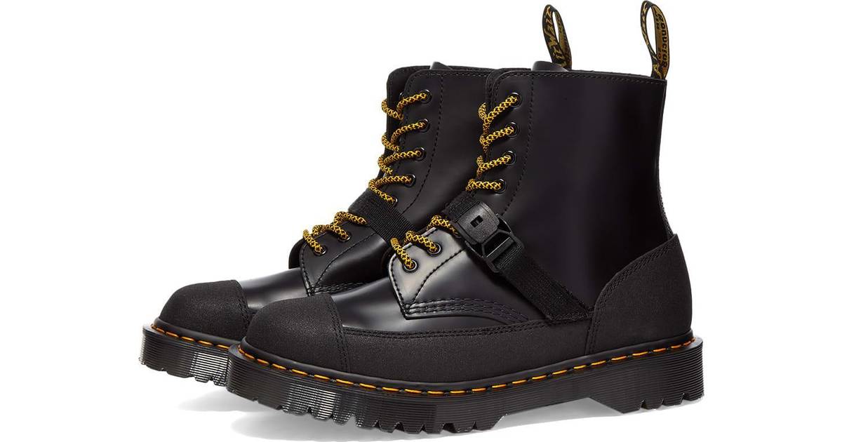 Martens Bonny Tech Boots in Black • Se pris