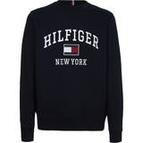 Tommy Hilfiger Modern Varsity Sweatshirt, Desert Sky • Pris »
