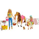 Barbie Hugs 'n' Horses With & Chelsea Dolls Blonde Doll Playset • Pris »