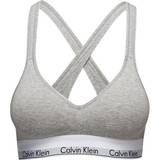 Calvin Klein Tøj (1000+ produkter) hos PriceRunner »