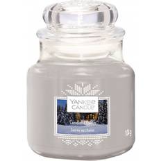 Yankee Candle Grå Lysestager, Lys & Dufte Yankee Candle Candlelit Cabin Small Duftlys 104g