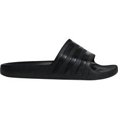 Adidas 9 Hjemmesko & Sandaler adidas Adilette Aqua - Black