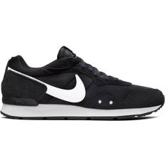 Nike 45 - Herre - Ruskind Sneakers Nike Venture Runner M - Black/Black/White