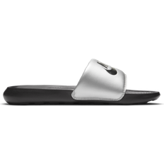 Nike 39 ⅓ - 5,5 Badesandaler Nike Victori One - Black/Metallic Silver