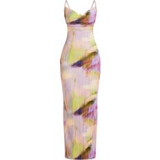 14 - Lang Kjoler PrettyLittleThing Plisse Strappy Maxi Dress - Multi Watercolour
