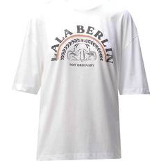 Lala Berlin T-shirts & Toppe Lala Berlin T-shirt Not Ordinary White T-Shirt