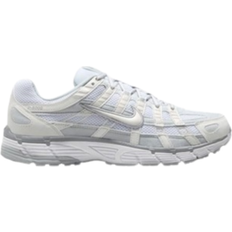 Nike 4,5 - Unisex Sneakers Nike P-6000 - Metallic Summit White/Pure Platinum/Wolf Grey/White