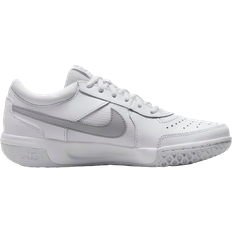 Nike 39 ½ - Dame Ketchersportsko Nike Court Air Zoom Lite 3 W - White/Metallic Silver