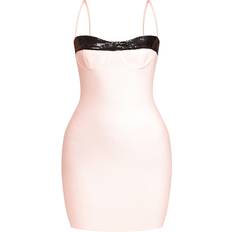 PrettyLittleThing Pink Kjoler PrettyLittleThing Sequin Trim Cup Detail Mini Dress - Pink