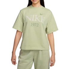 22 - Grøn T-shirts Nike Women's Sportswear Classic T-shirt - Olive Aura