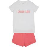 Calvin Klein Børnetøj (1000+ produkter) hos PriceRunner • Se priser nu »