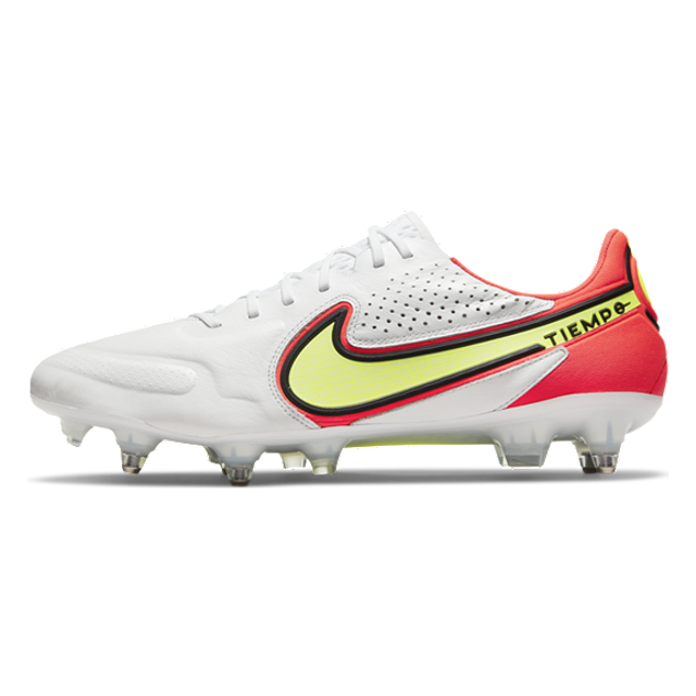 Find Nike Fodboldstøvle Tiempo på DBA - køb og salg af nyt og brugt