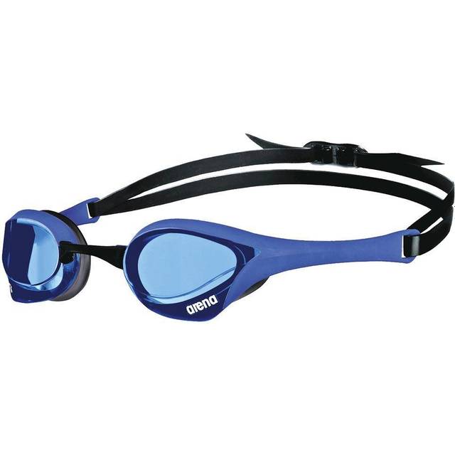 Anmeldelse og tests af Arena Cobra Ultra Mirror svømmebriller (+billigste forhandler) [ maj 2024